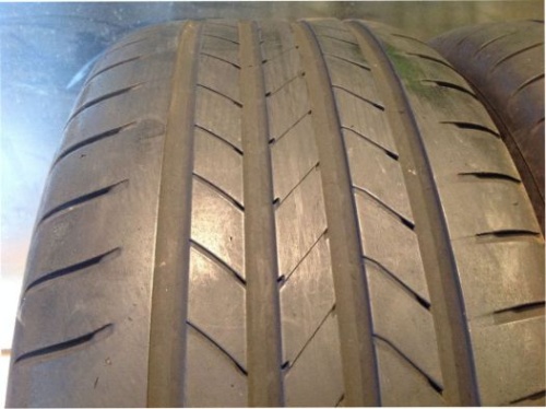 Шины Goodyear EfficientGrip Performance 225/55 R17 -- б/у 5