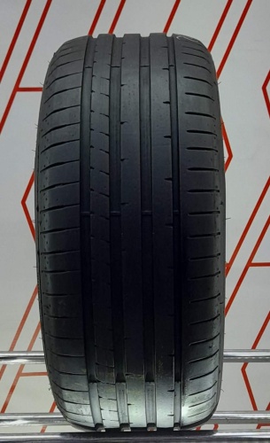 Шины Dunlop SP Sport Maxx RT 2 235/45 R17 -- б/у 5.5