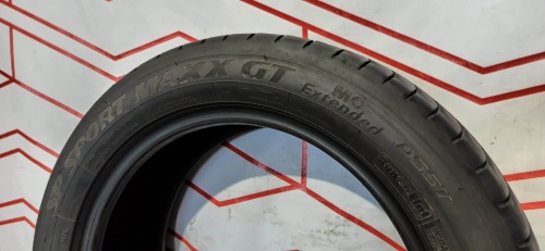 Шины Dunlop SP Sport Maxx GT 235/50 R18 -- б/у 5.5